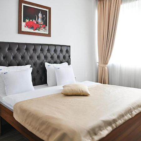 Motel Celebic Mitrovici  Exterior foto