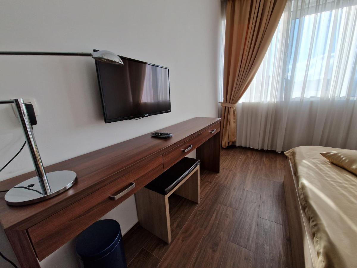 Motel Celebic Mitrovici  Exterior foto
