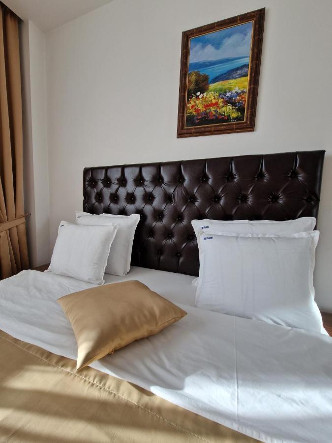 Motel Celebic Mitrovici  Exterior foto