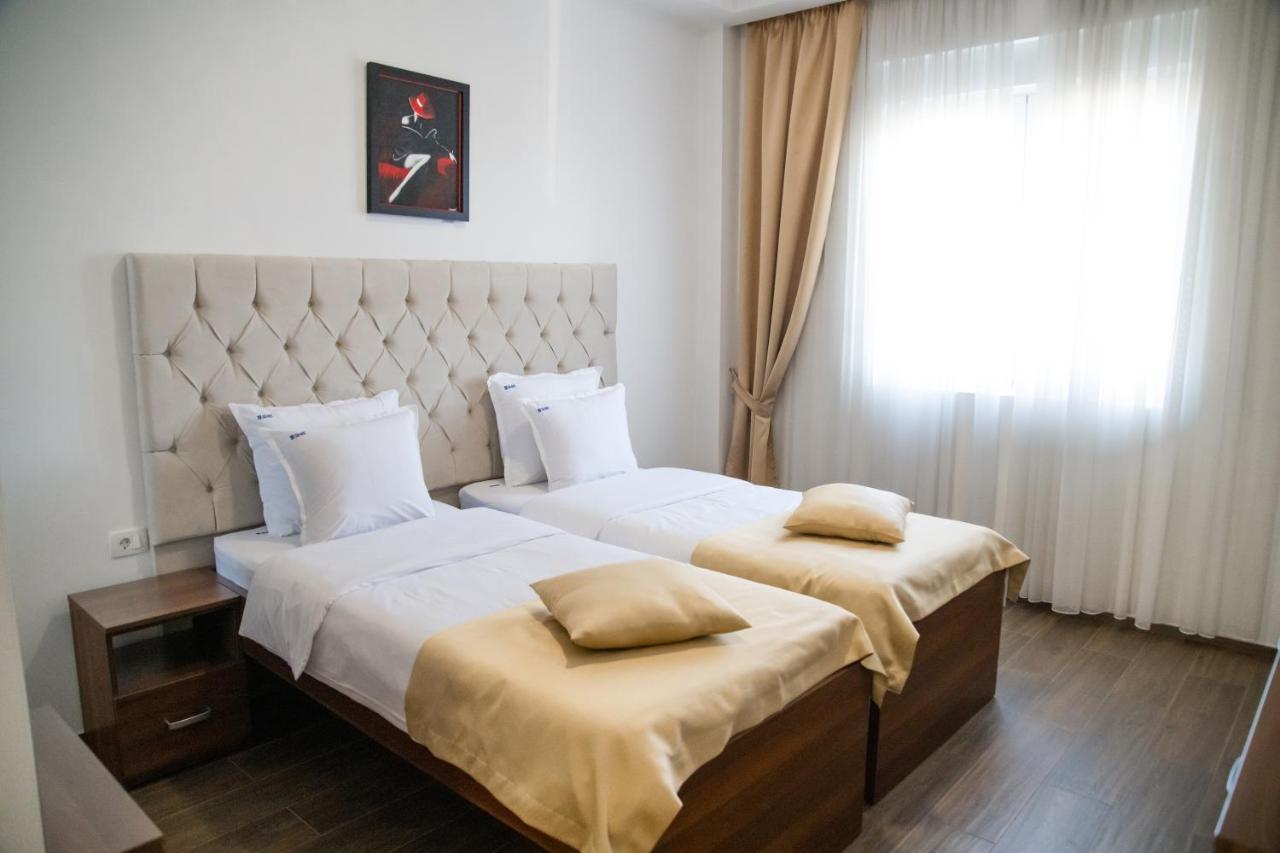 Motel Celebic Mitrovici  Exterior foto